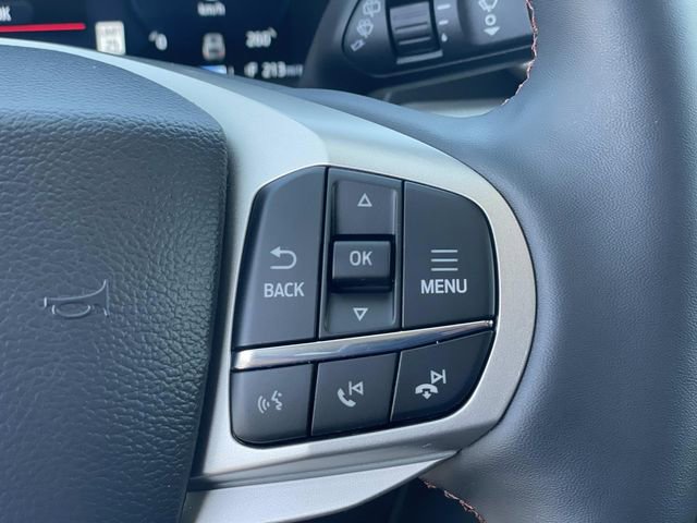 Certified 2025 Ford Explorer Active w/ Active Comfort Package image 8
