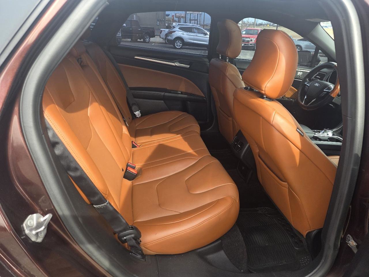 Used 2019 Ford Fusion Titanium FWD image 15