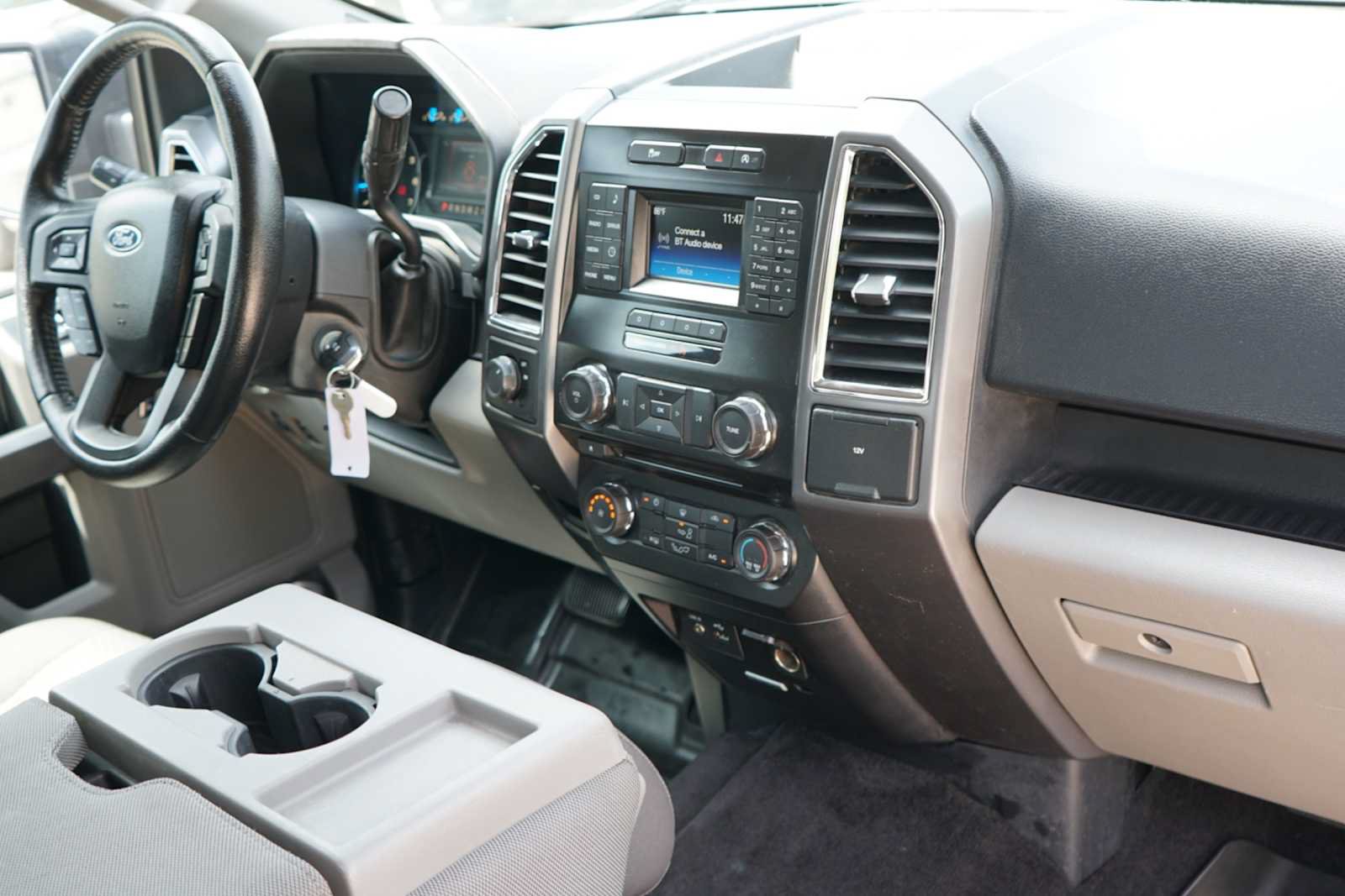 Used 2015 Ford F150 XLT w/ Equipment Group 301A Mid RWD image 25
