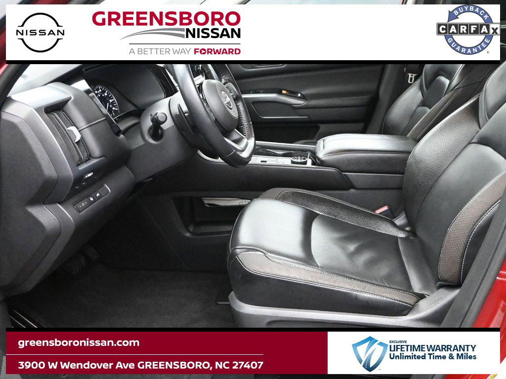 Used 2022 Nissan Pathfinder SL image 14