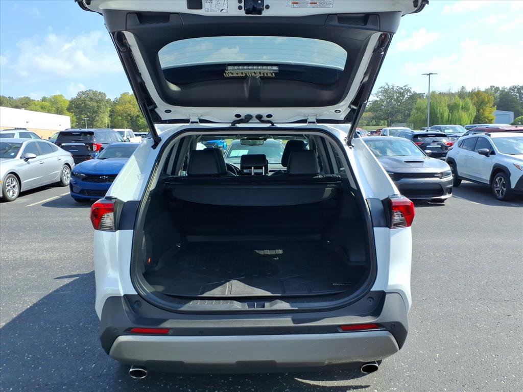 Used 2023 Toyota RAV4 Limited image 6