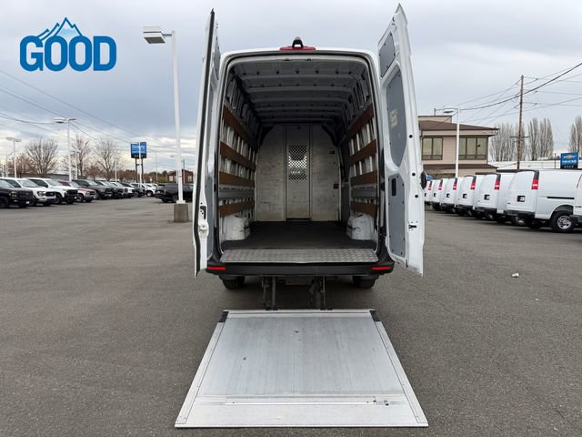 Used 2020 Mercedes-Benz Sprinter 2500 image 25