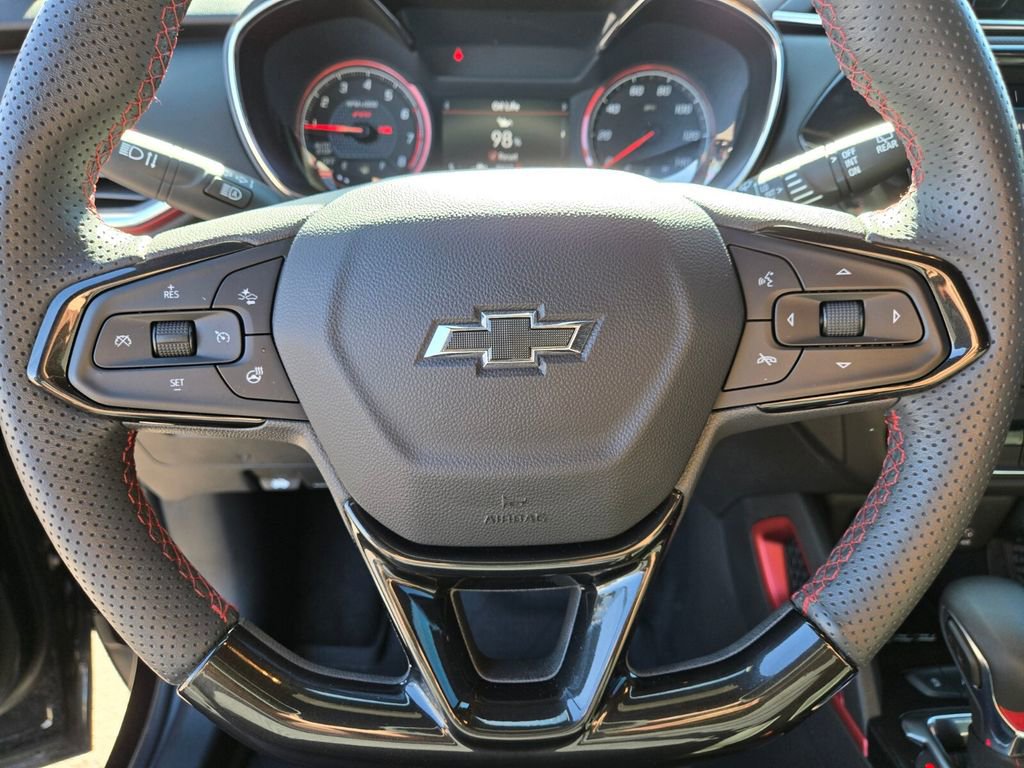 Used 2023 Chevrolet TrailBlazer RS w/ Sun and Liftgate Package image 23
