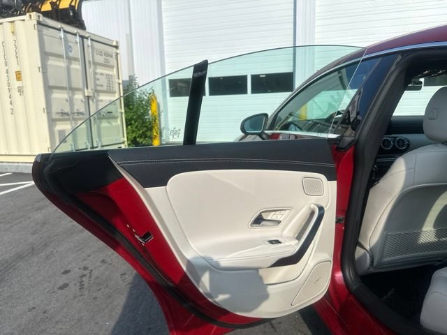 Used 2023 Mercedes-Benz CLA 250 4MATIC image 17