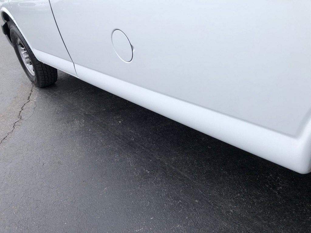 Used 2019 Chevrolet Express 3500 w/ Driver Convenience Package RWD image 15