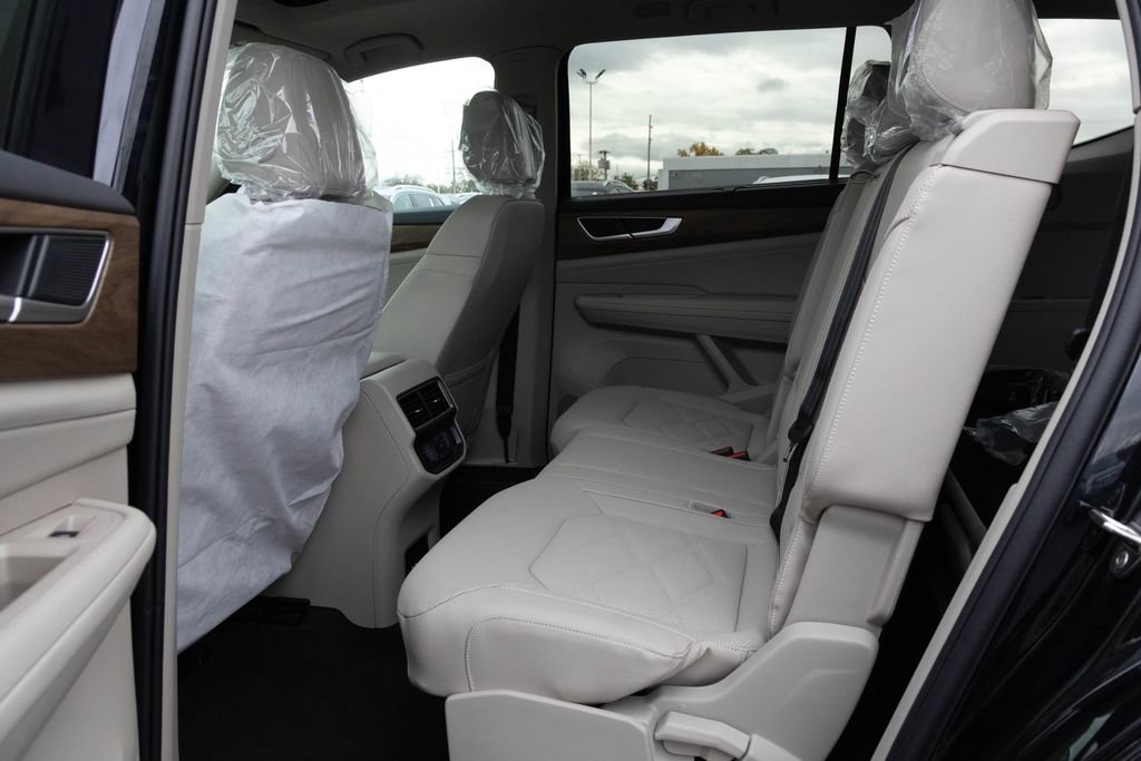 New 2026 Volkswagen Atlas SE image 34