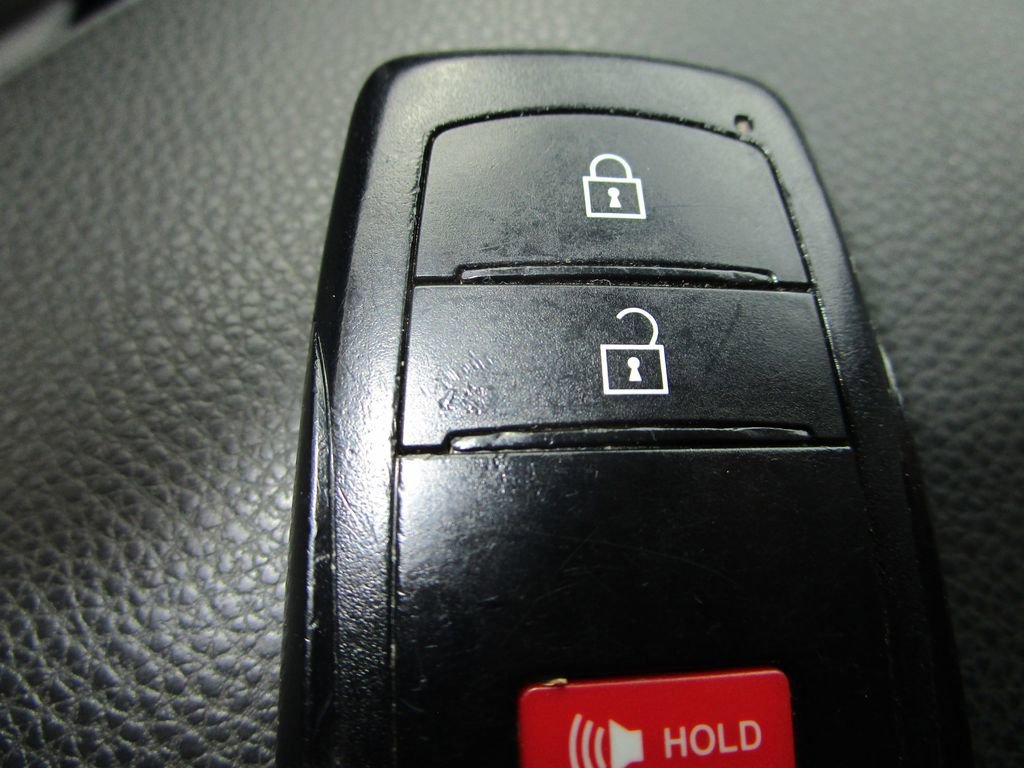 Used 2024 Toyota Tacoma SR5 image 43