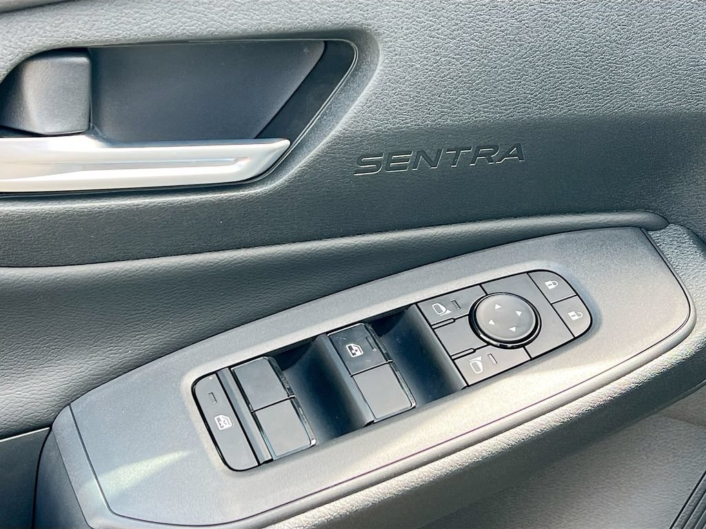 New 2026 Nissan Sentra SV w/ SV Convenience Package FWD image 17