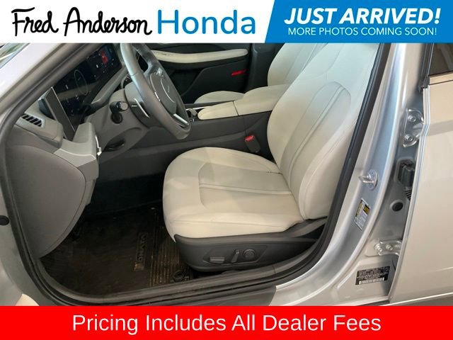 Used 2025 Hyundai Sonata SEL FWD image 3