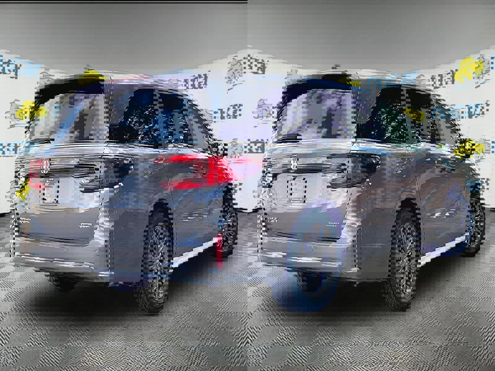 New 2026 Honda Odyssey Touring image 7