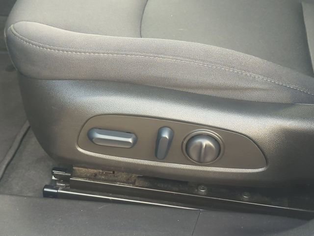 Used 2022 Chevrolet Malibu LT image 19