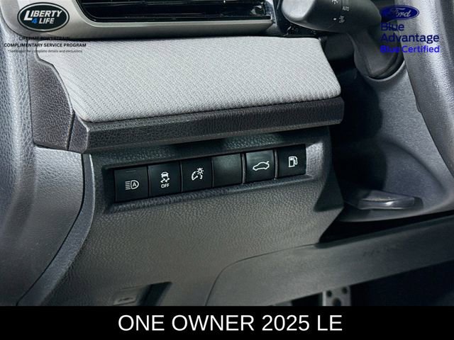 Used 2025 Toyota Camry LE image 10