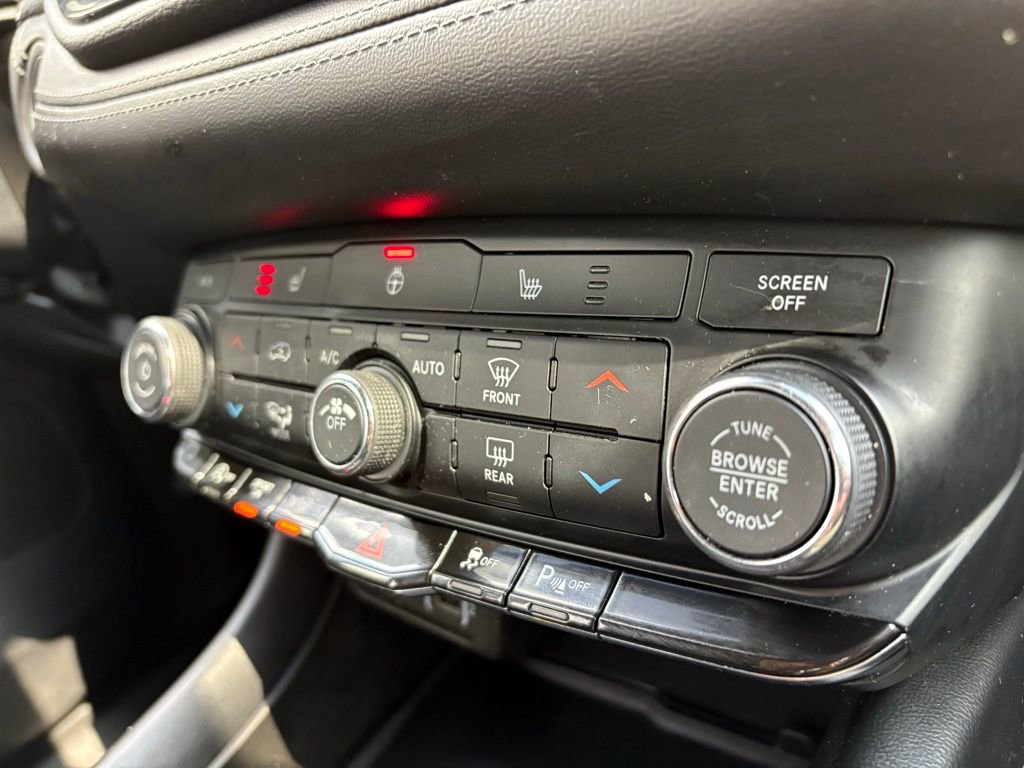 Used 2021 Dodge Durango GT image 34