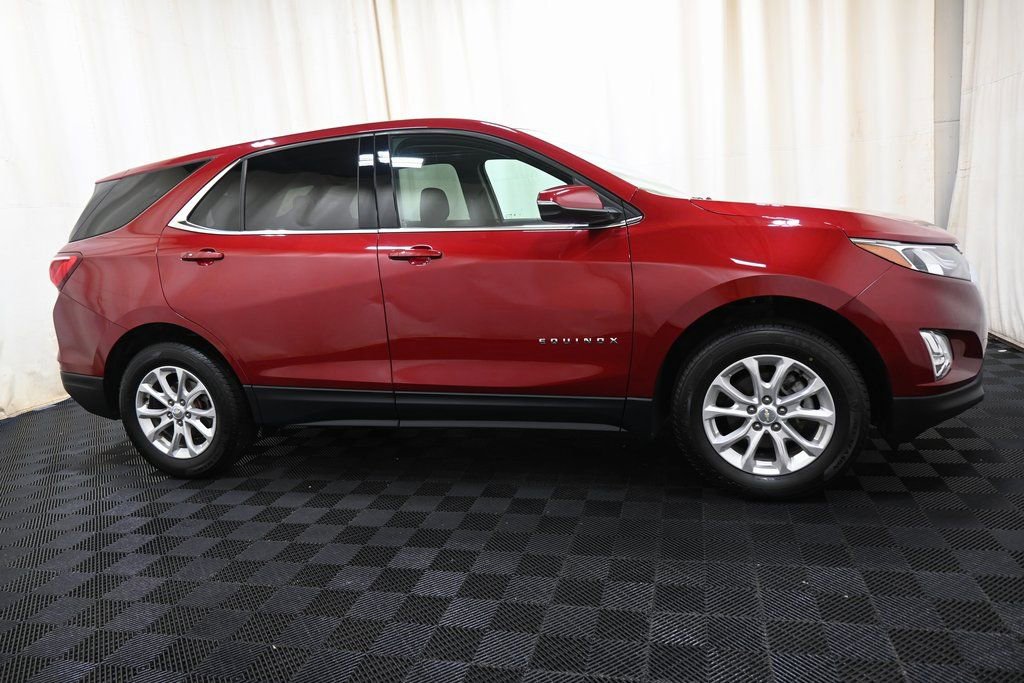 Used 2019 Chevrolet Equinox LT w/ Driver Convenience Package image 8