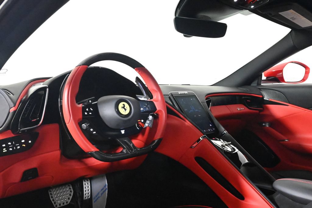 Certified 2022 Ferrari Roma RWD image 3