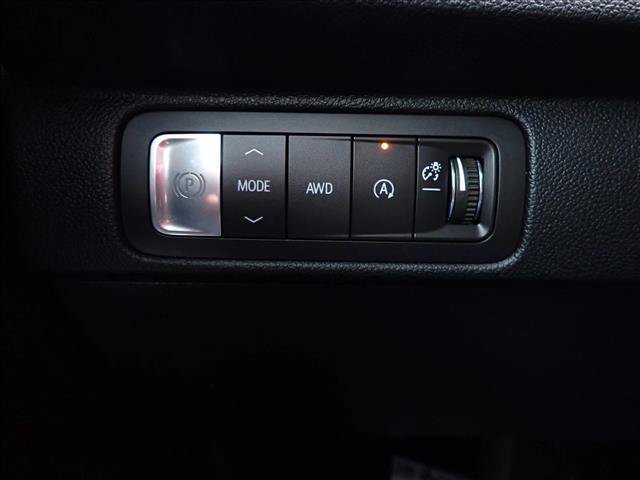 New 2026 Chevrolet Traverse RS w/ LPO, Floor Liner Package AWD/4WD image 24