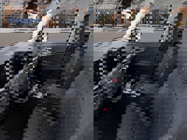 New 2026 Kia Sportage SX image 17