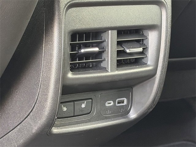 Used 2024 Cadillac XT4 Sport image 13