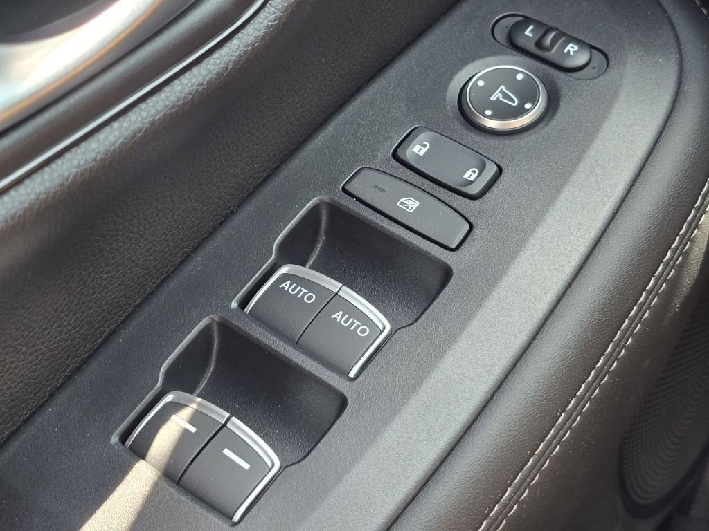 New 2026 Honda HR-V EX-L image 24