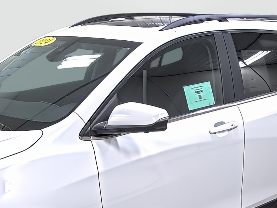 Used 2024 Chevrolet Equinox LT image 8