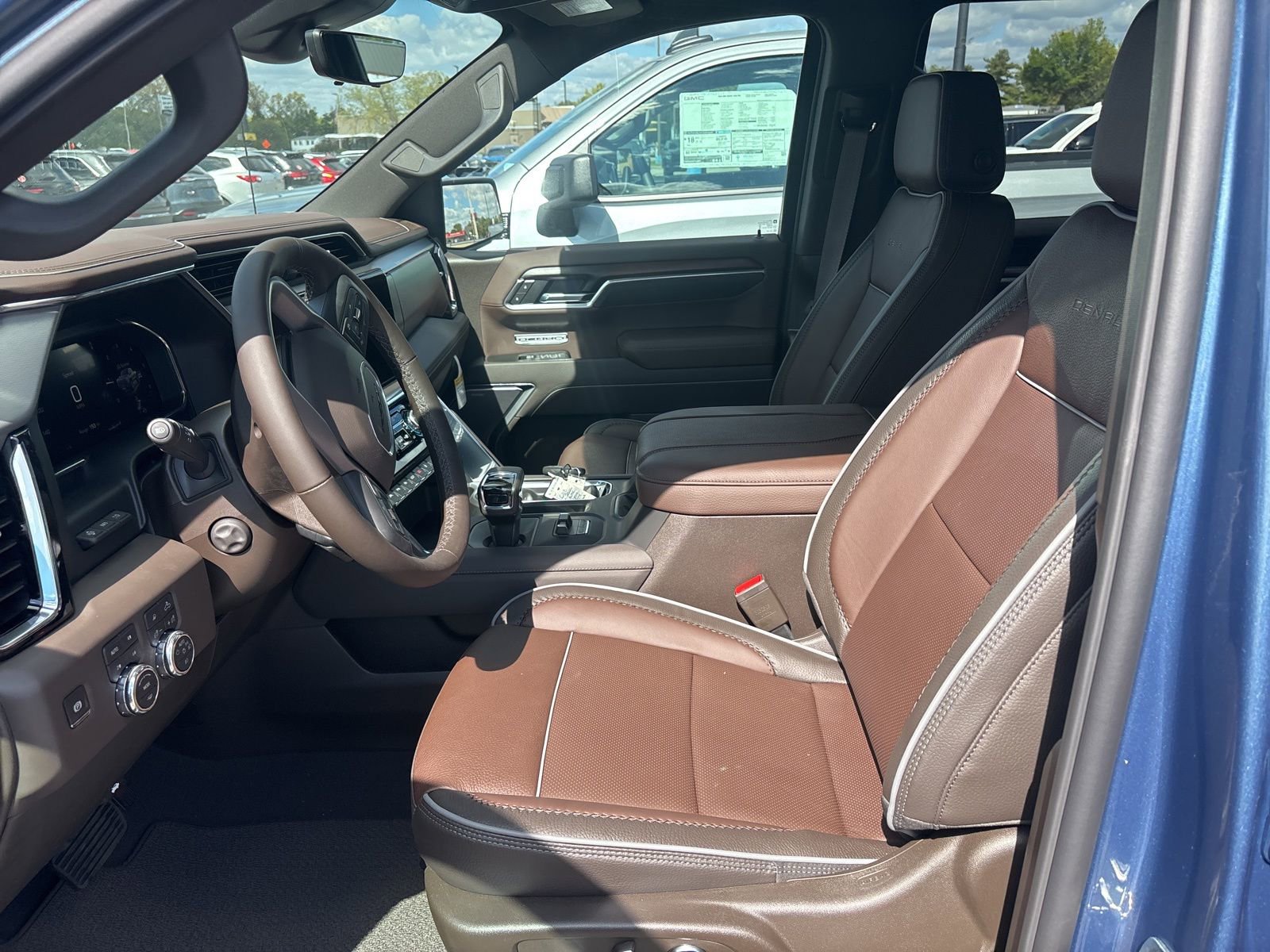 New 2026 GMC Sierra 1500 Denali w/ Denali Reserve Package image 10