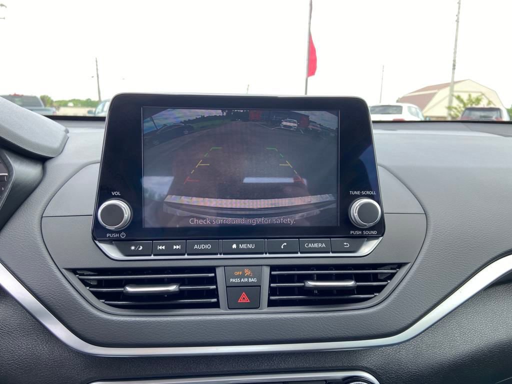 Used 2022 Nissan Altima 2.5 SV image 27