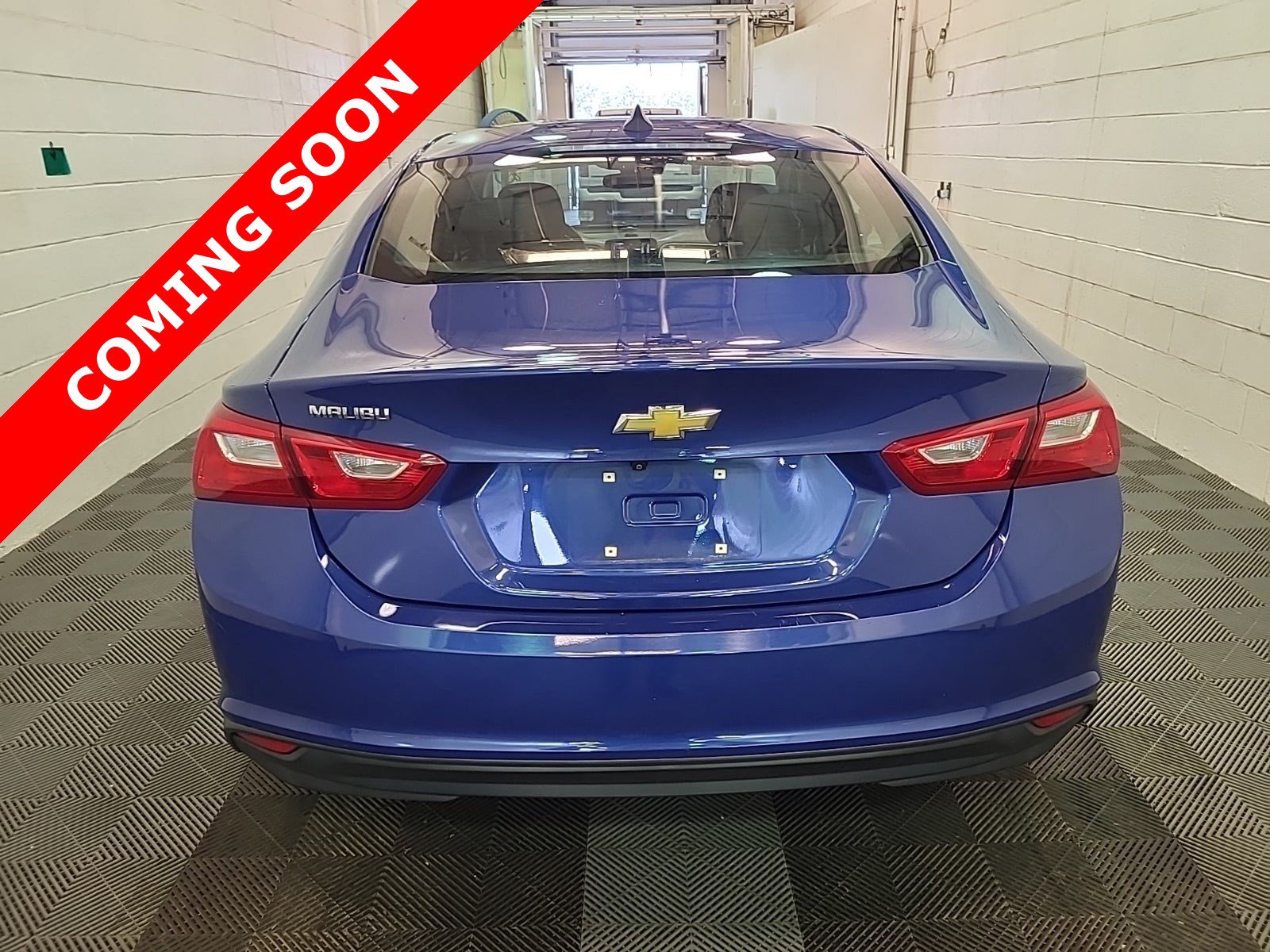 Used 2023 Chevrolet Malibu LS FWD image 4