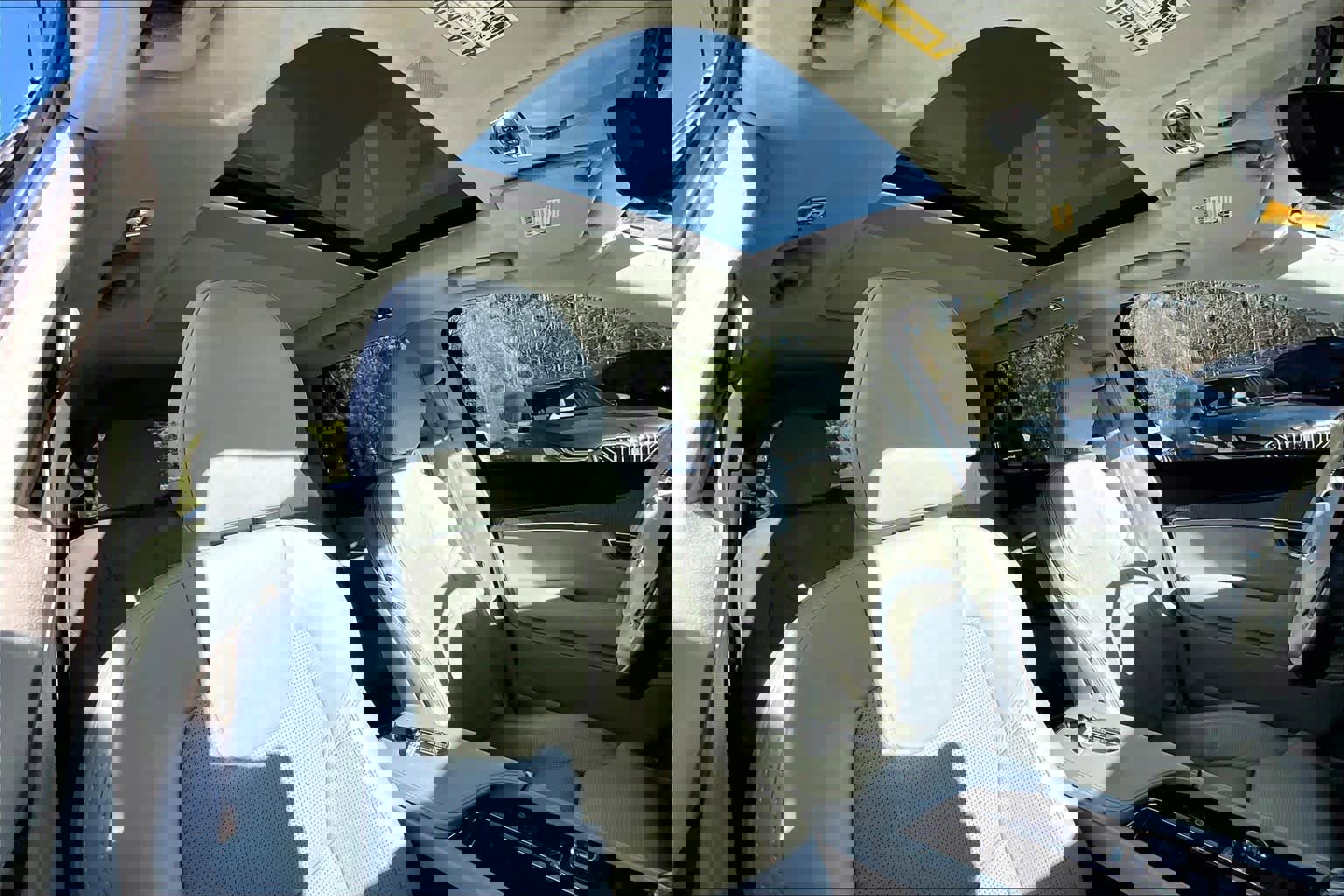 Used 2021 Volvo XC90 T8 Inscription w/ Lounge Package image 14