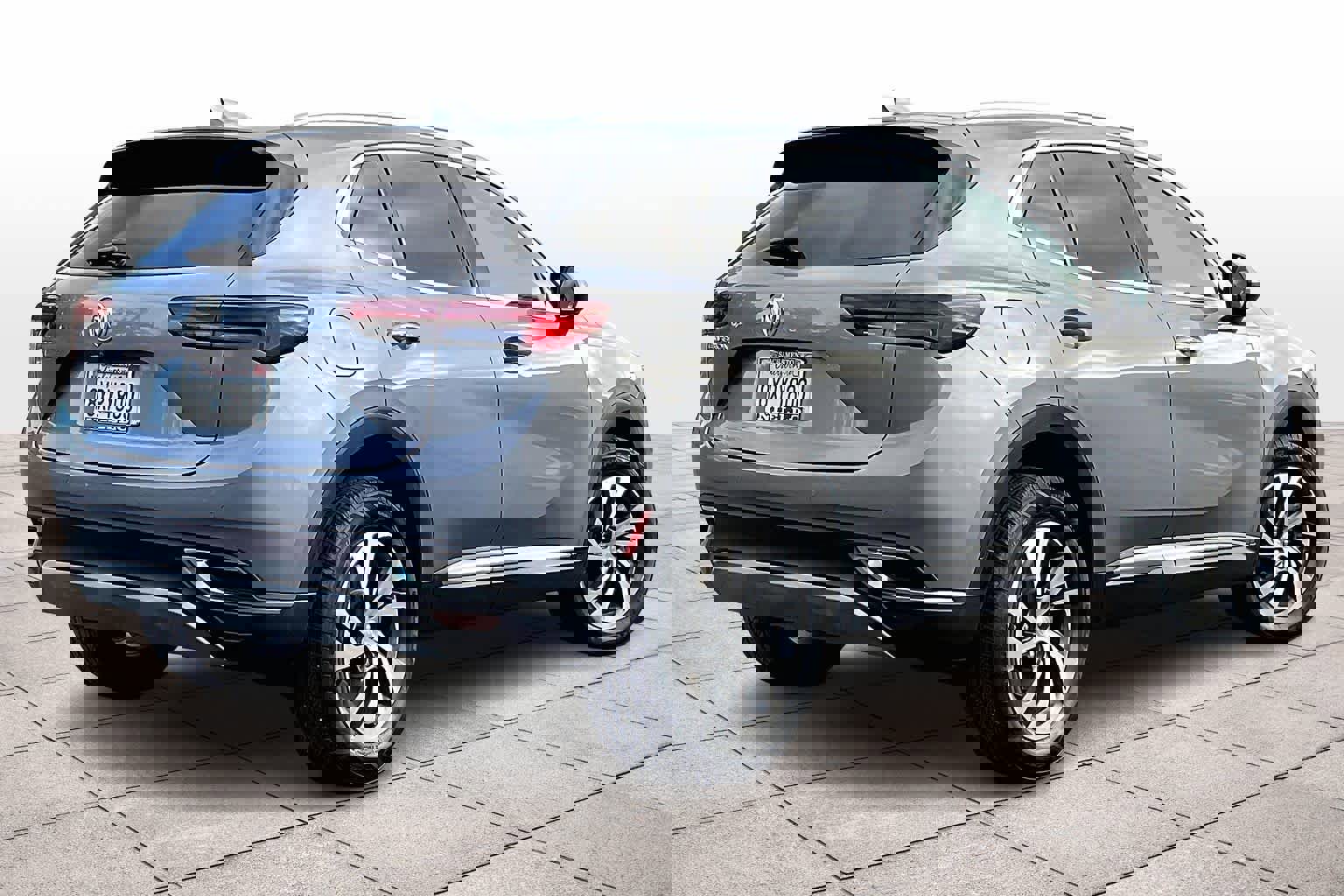 Used 2021 Buick Envision Essence w/ Technology Package I image 16