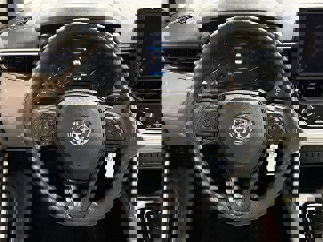 Certified 2023 Toyota Corolla Cross L image 16