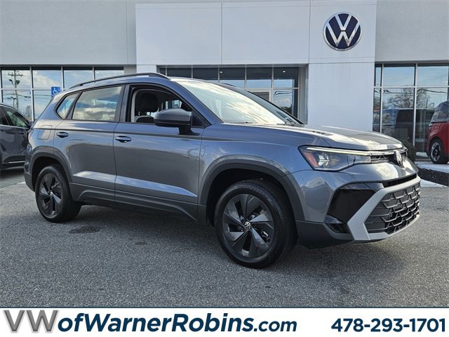 Used 2025 Volkswagen Taos S image 1