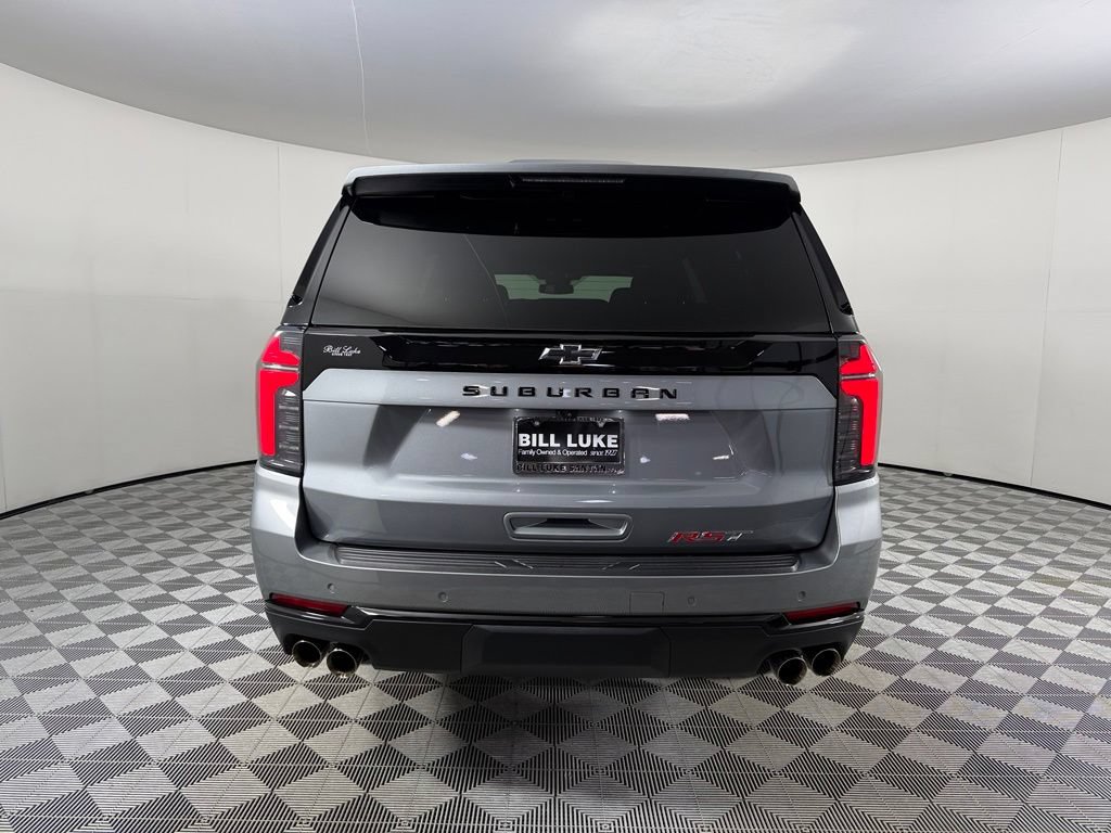 Used 2026 Chevrolet Suburban RST AWD/4WD image 9