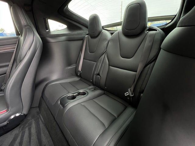 Used 2025 Tesla Model X image 5