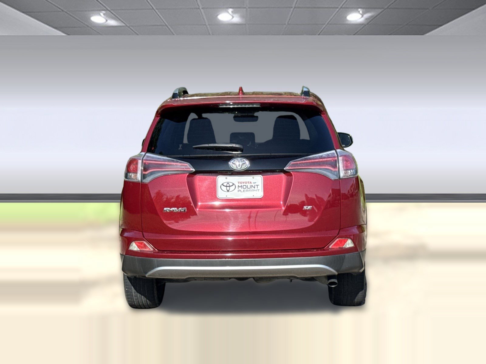 Used 2018 Toyota RAV4 SE w/ Power Extra Value Package image 23