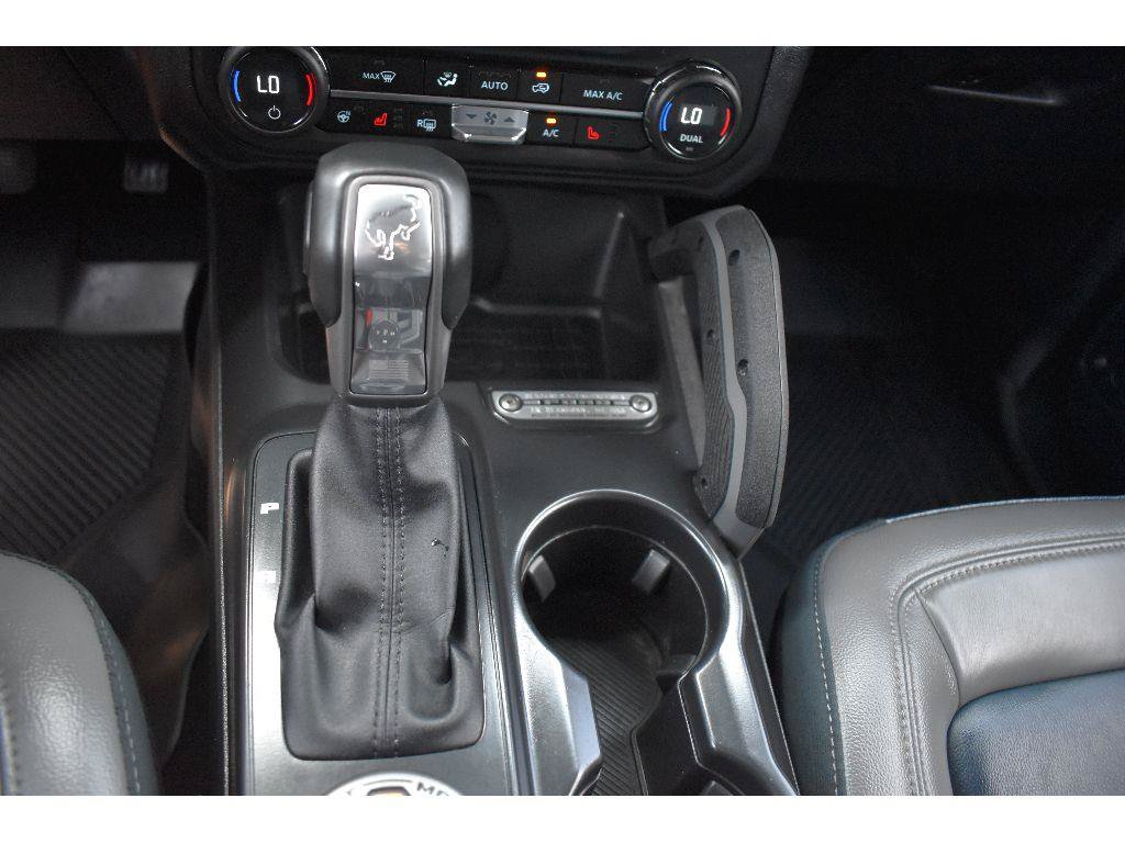 Used 2024 Ford Bronco Outer Banks AWD/4WD image 16