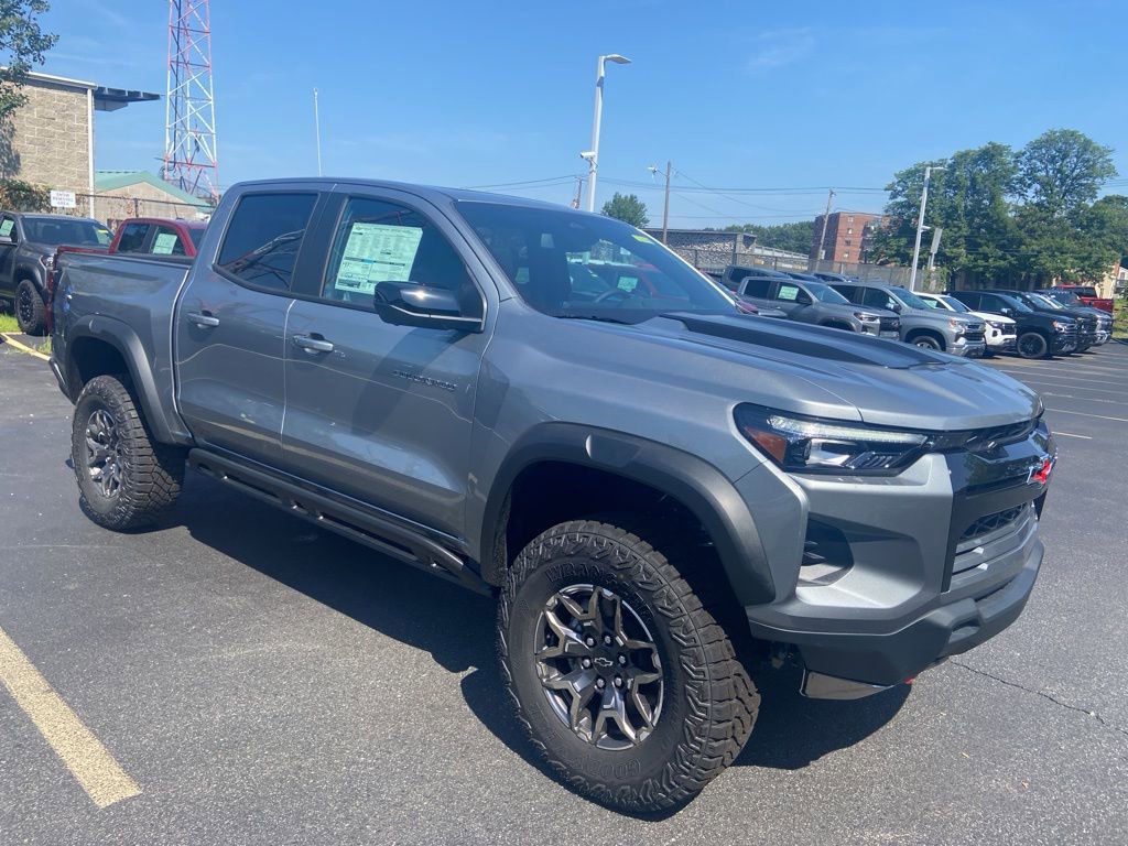 New 2025 Chevrolet Colorado ZR2 w/ Technology Package