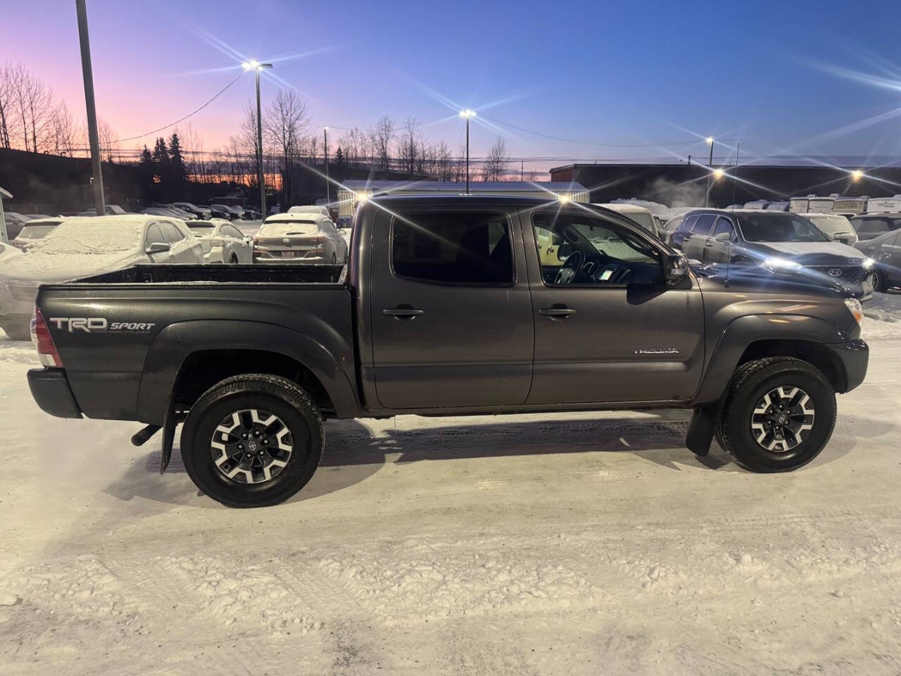 Used 2015 Toyota Tacoma PreRunner w/ TRD Sport Package image 7
