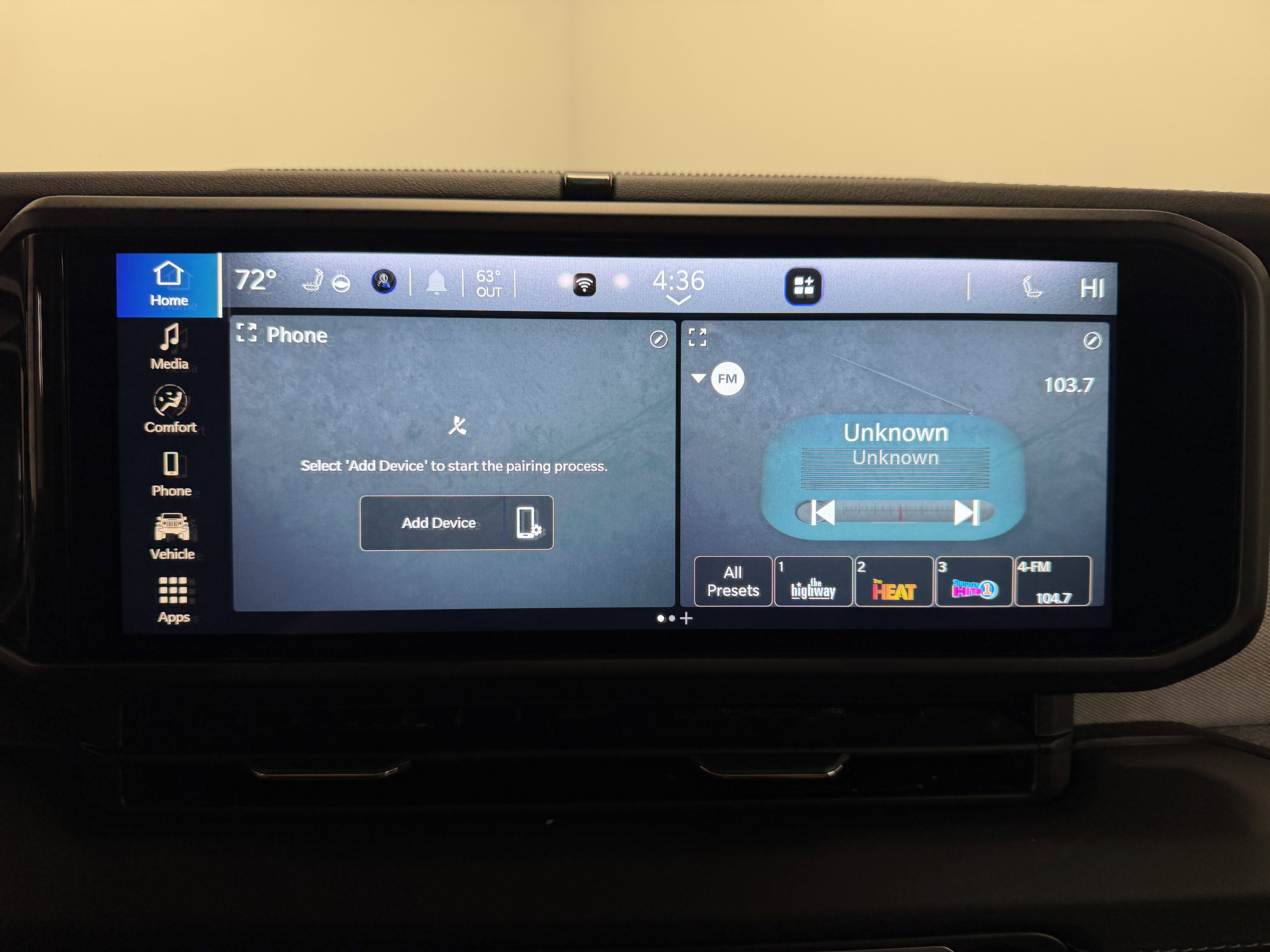 Used 2025 Jeep Wrangler Sahara 4xe w/ Safety Group image 9