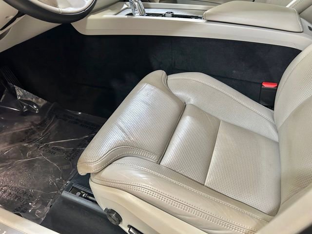 Used 2018 Volvo XC60 T8 Inscription image 29