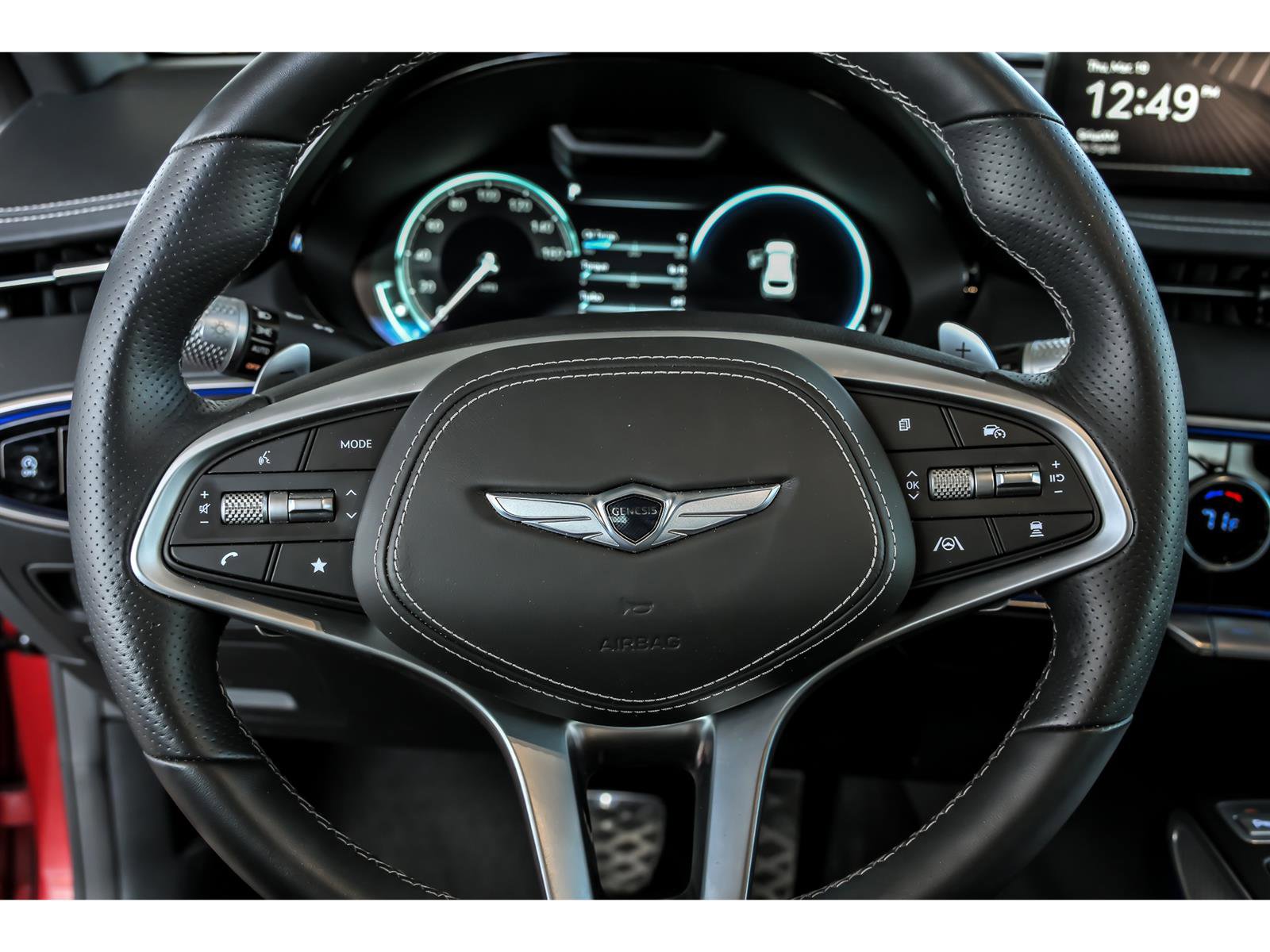 Used 2023 Genesis GV70 2.5T w/ Sport Prestige Package image 18