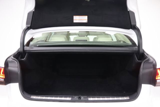 Used 2019 Lexus LS 500 AWD image 17