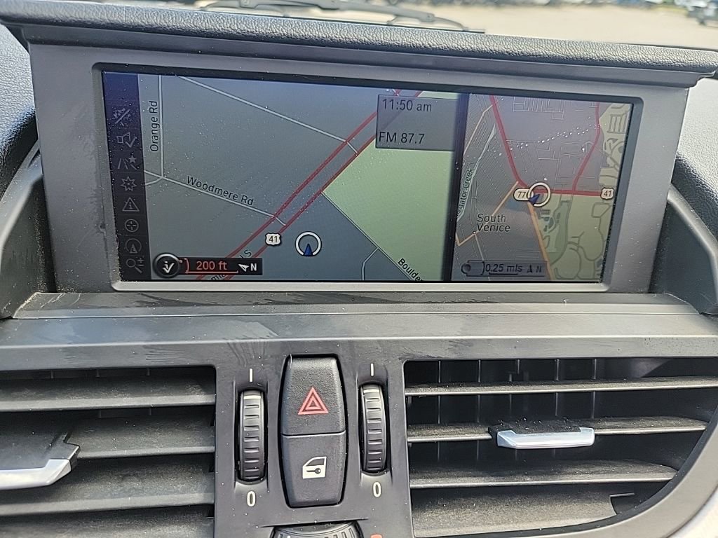 Used 2011 BMW Z4 sDrive35is image 16