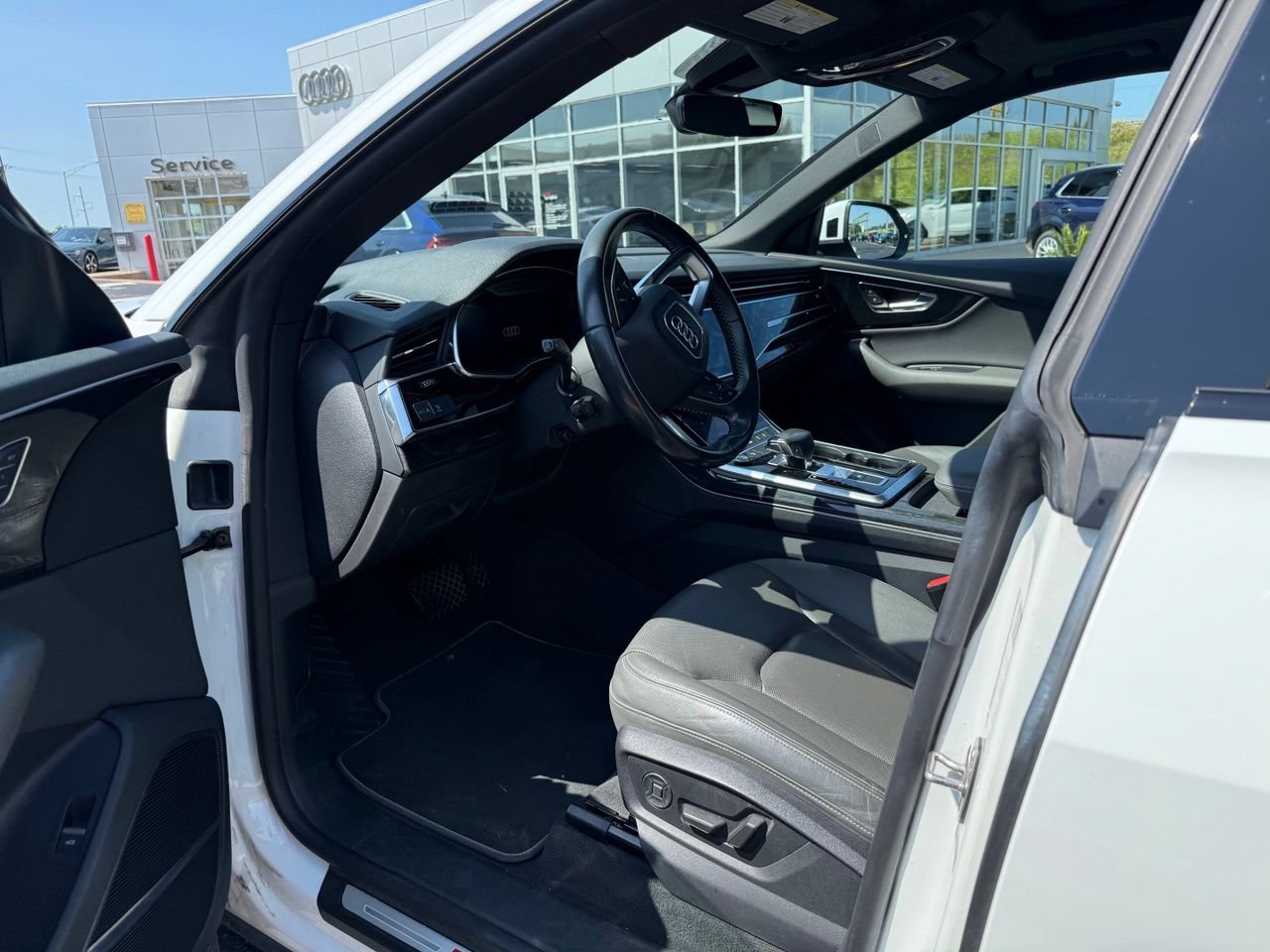 Used 2019 Audi Q8 Premium Plus w/ Premium Plus AWD/4WD image 9