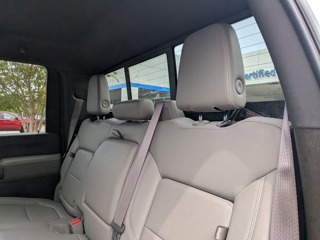 Used 2022 GMC Sierra 2500 SLT image 28