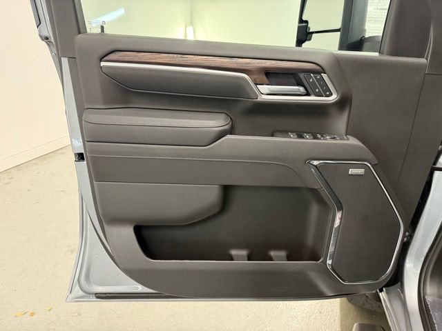 New 2026 GMC Sierra 2500 SLT w/ SLT Premium Package image 14
