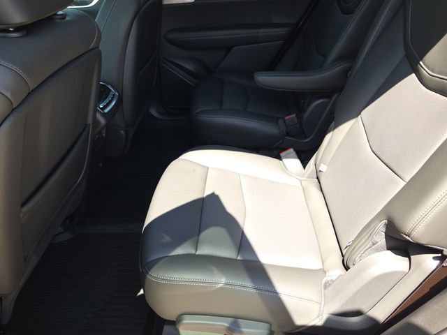 Used 2024 Cadillac XT6 Sport w/ Technology Package image 15