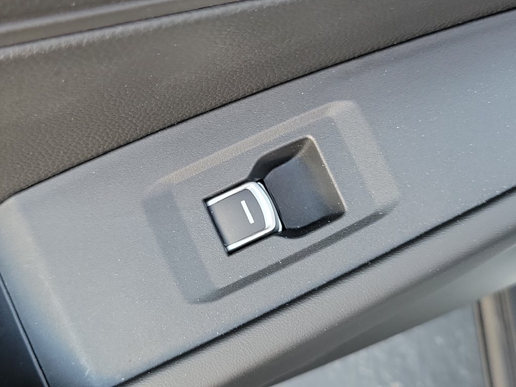 Certified 2024 Honda Accord EX image 15