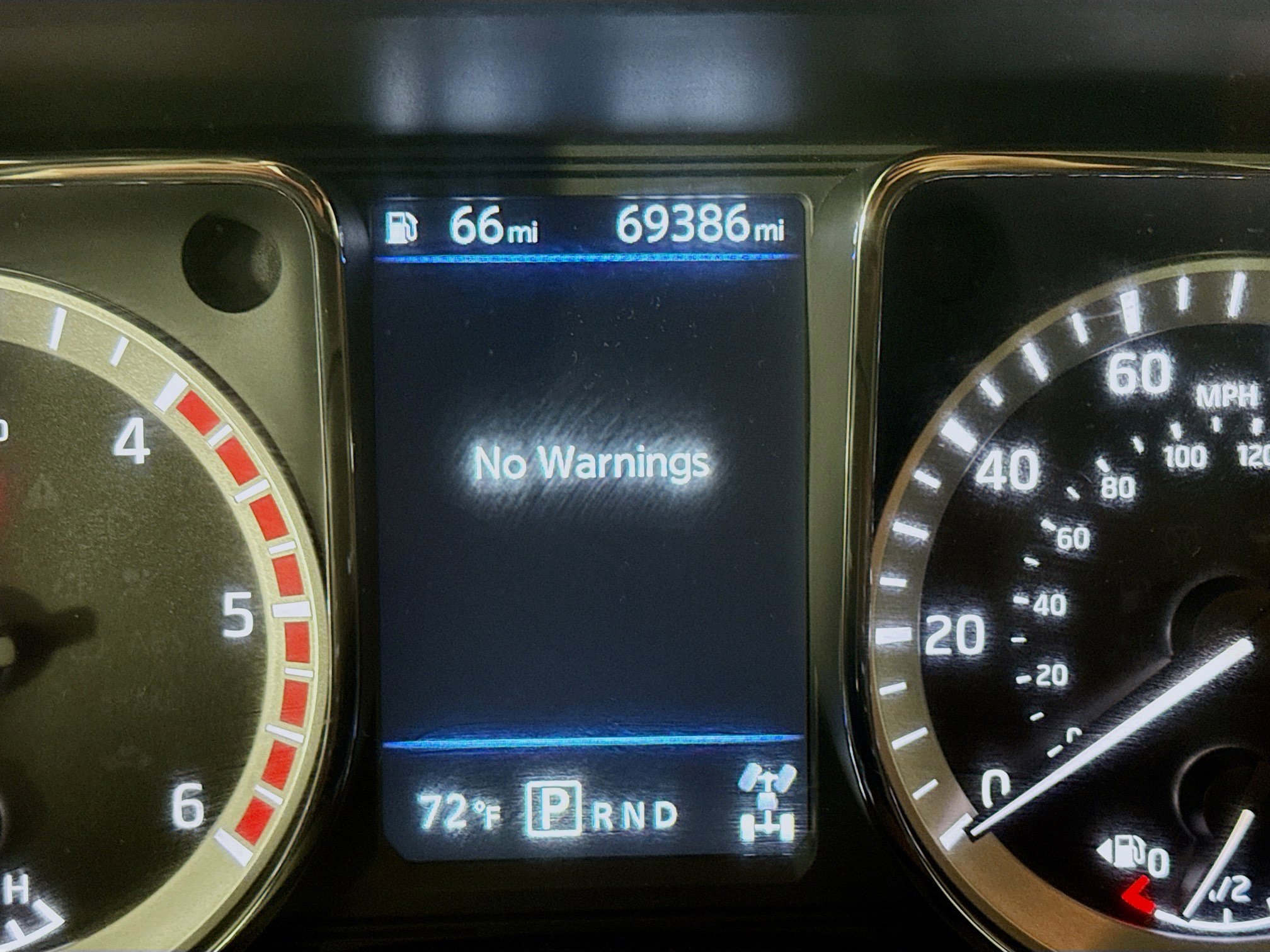 Used 2019 Nissan Titan S w/ S Utility Package image 16