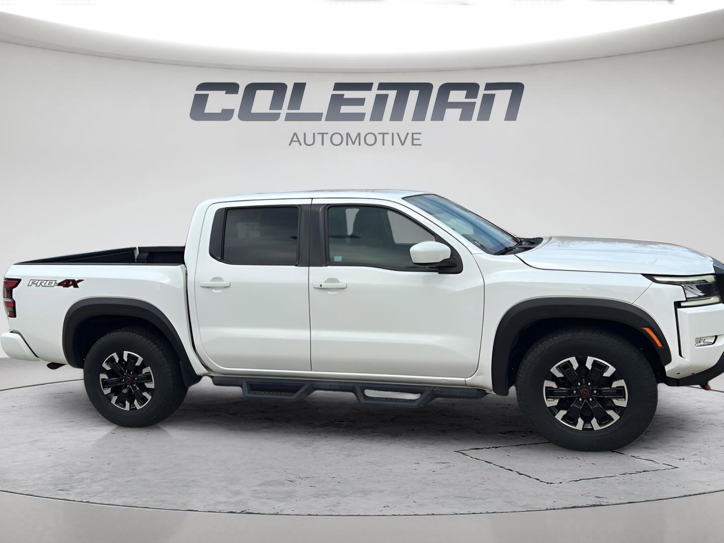 Used 2022 Nissan Frontier PRO-4X w/ Technology Package image 4