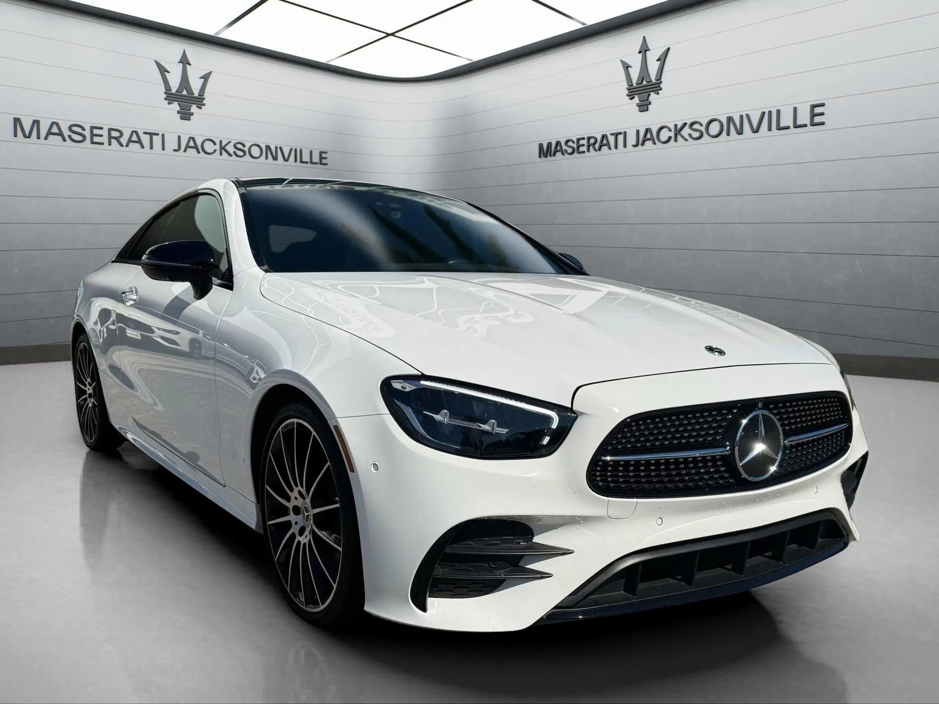 Used 2022 Mercedes-Benz E 450 Coupe image 7